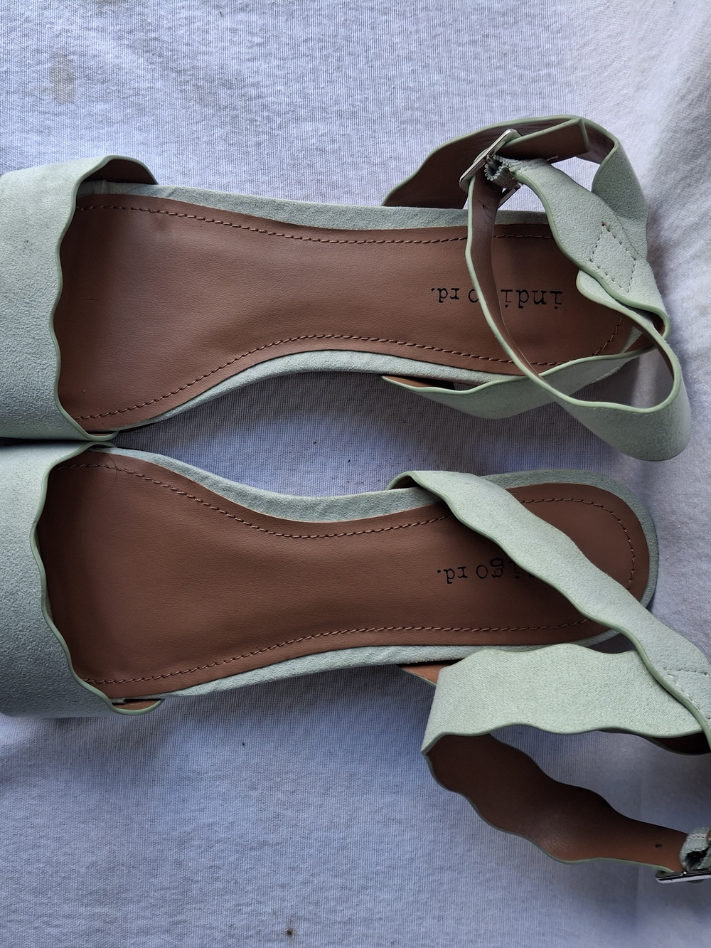 Indigo Rd Scalloped Ankle-Strap Sandals in Mint Green